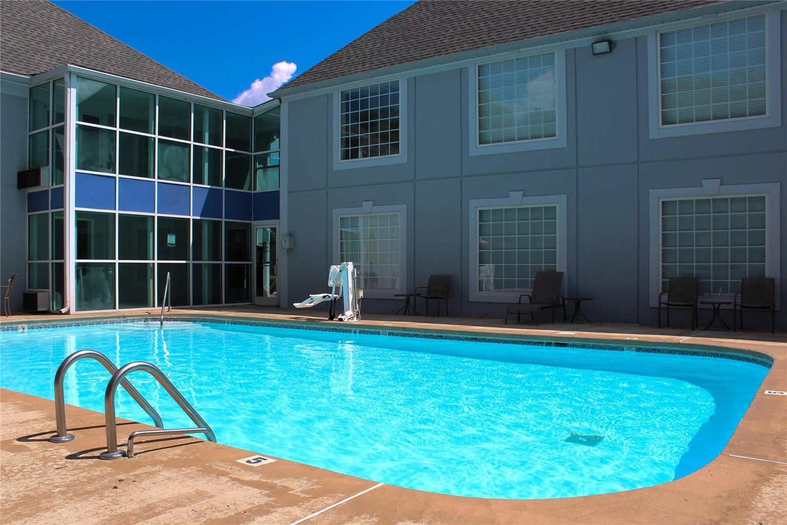Quality Inn Crossville Near Cumberland Mountain State Park — hotel in Crossville