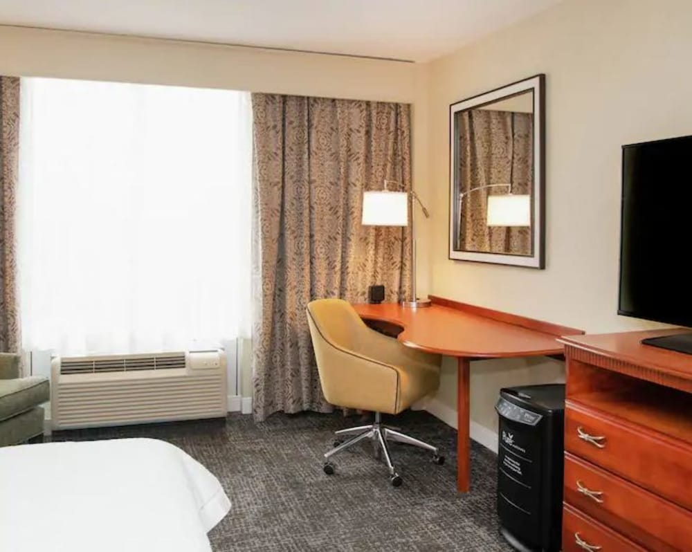 Hampton Inn Parsippany - photo 8
