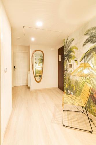 Dafne Room wonderful apt with terrace — 4-Star Luxury Hotel in Rome, Italy