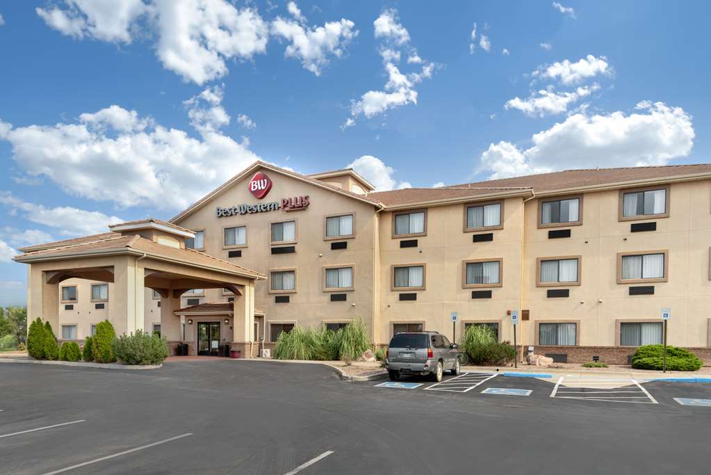 Best Western Plus Eagleridge Inn & Suites - photo 11