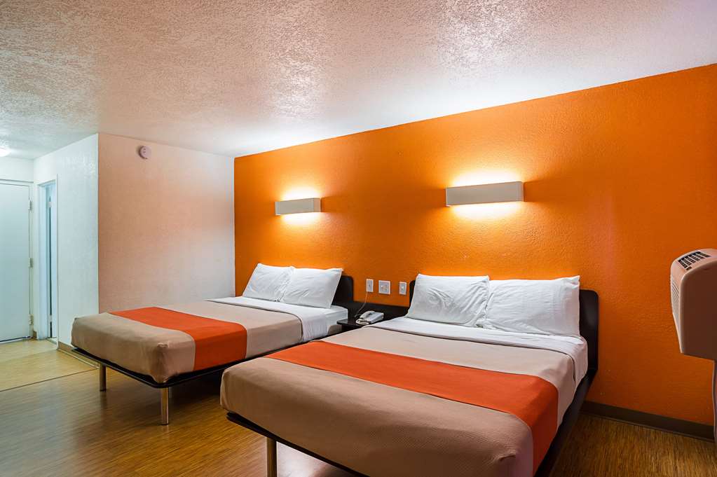 Motel 6 Wenatchee WA - photo 17