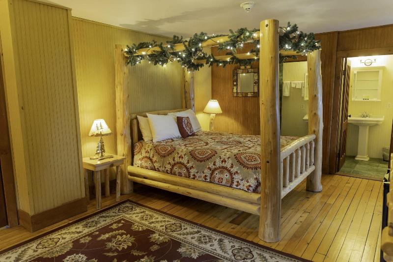 The Woods Inn - photo 76