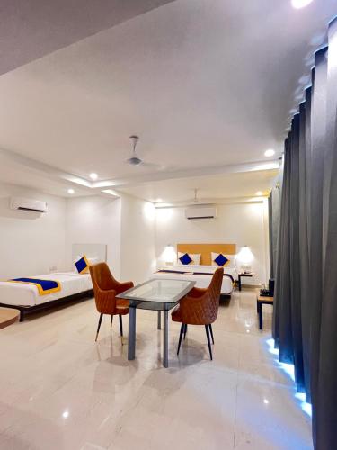 Aamantran Residency Hotel Sohna Road Sector 49 Gurugram