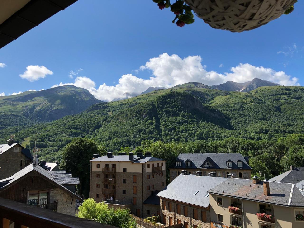 Duplex para 12 Panticosa - last minute hotel in Unknown City