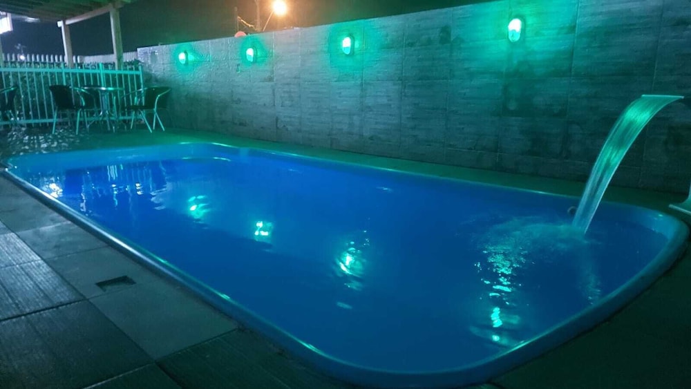 Pousada Ilha do Itacolomi - carbon neutral hotel in Penha