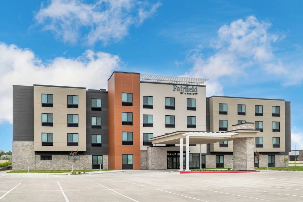 Fairfield by Marriott Inn & Suites Norwalk in Norwalk, United States