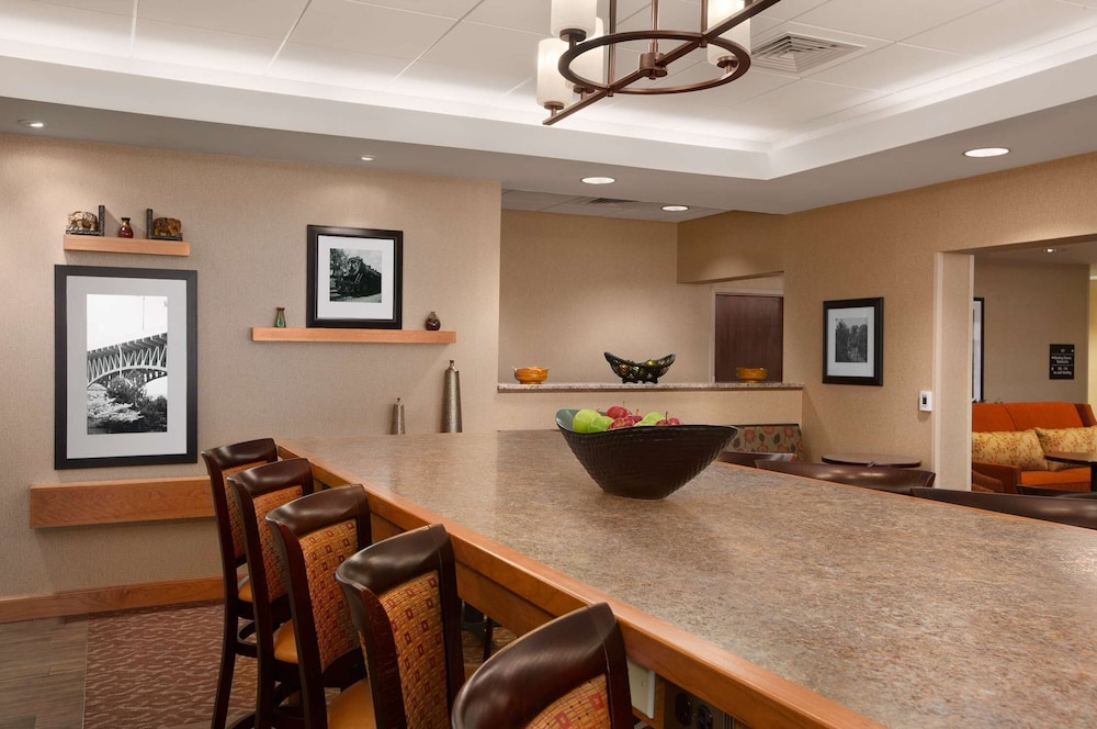 Hampton Inn Waterville - photo 48