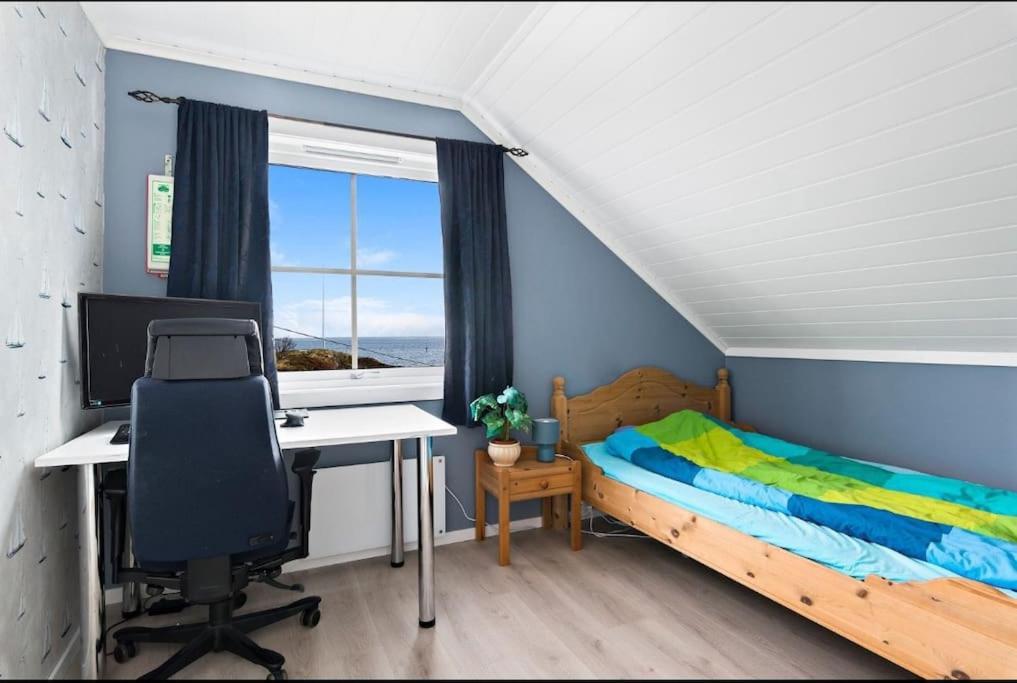 Petrahuset — Alesund — photo 2