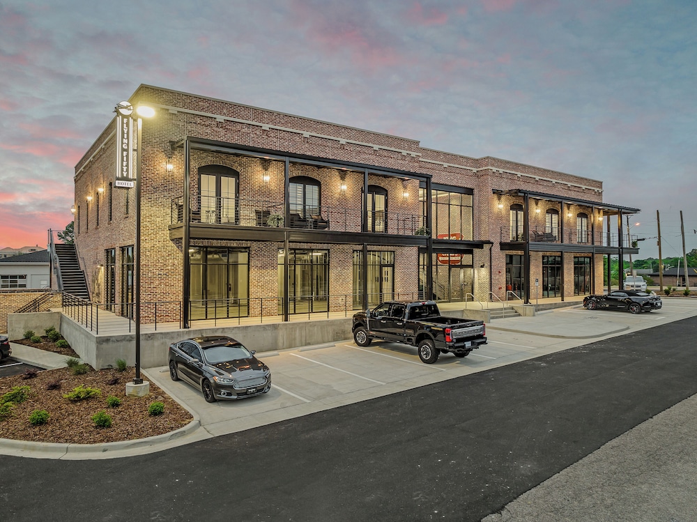 The Flying Fifty A Luxury Boutique Hotel — Cullman