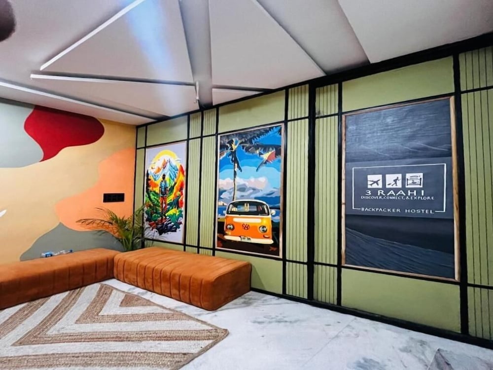 Arromaniu - carbon neutral hotel in Unknown City