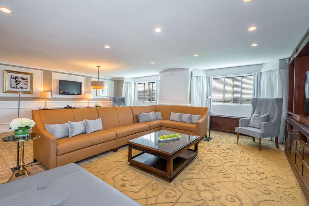 The Garden City Hotel - photo 13
