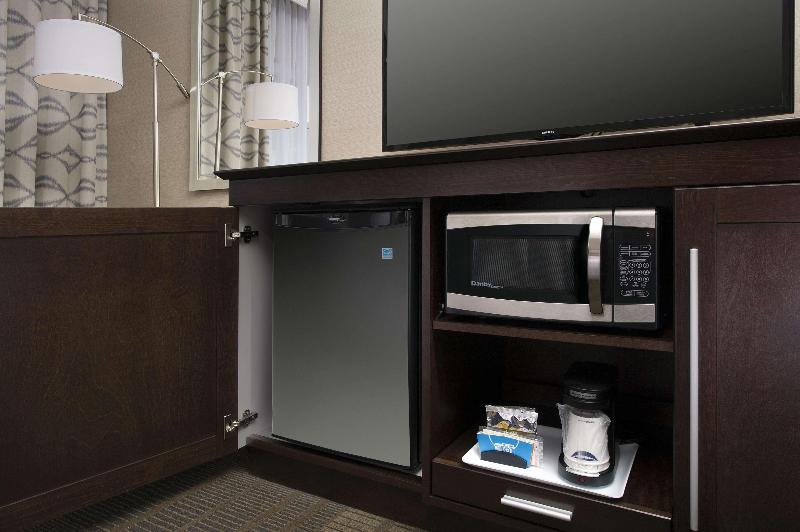 Hampton Inn & Suites Falls Church - photo 15