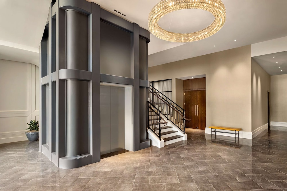 Valley Hotel Homewood Birmingham Curio Collection by Hilton - photo 3