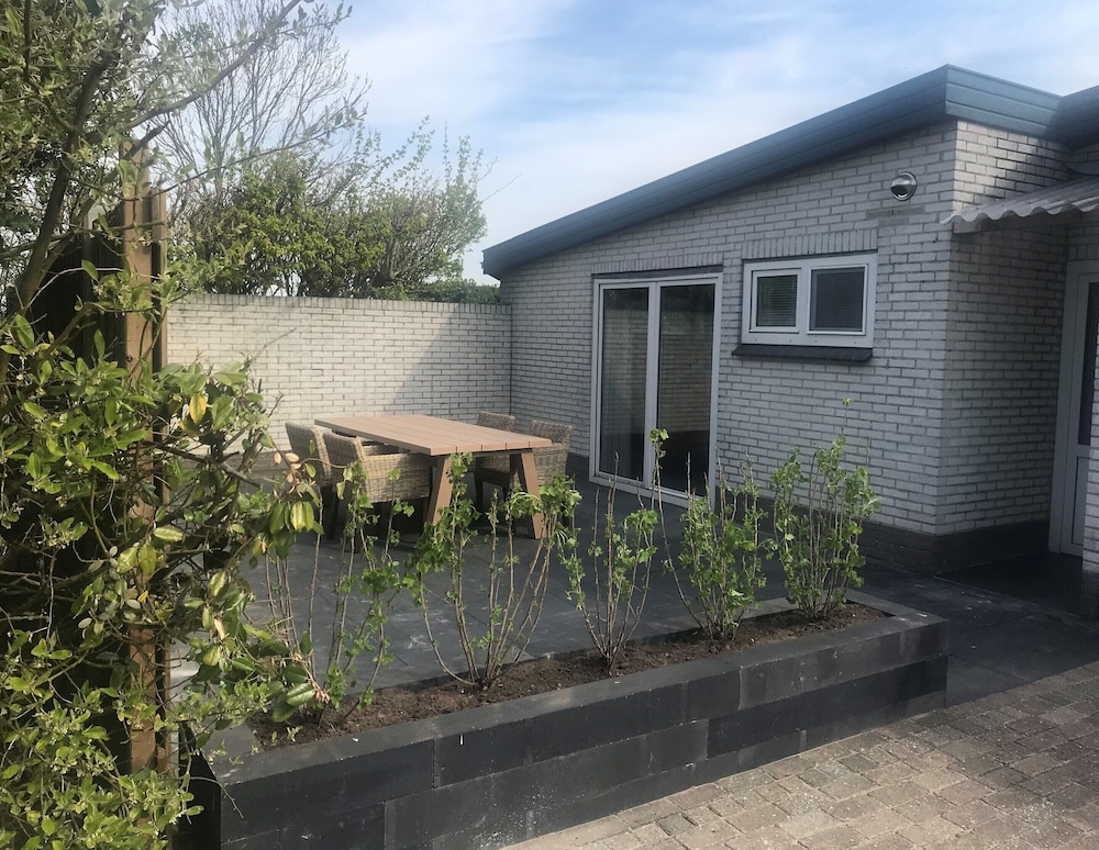 Pet friendly Texel Escape - last minute hotel in Unknown City