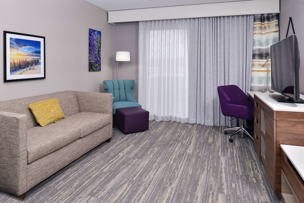 Hampton Inn & Suites Boise Spectrum - photo 37