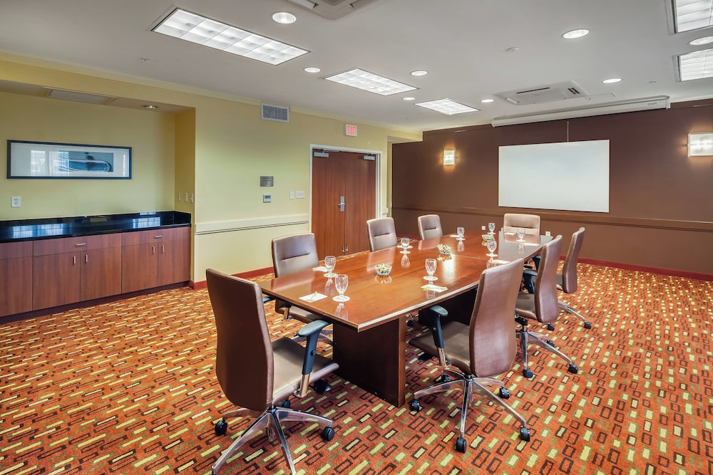 Courtyard by Marriott Jacksonville Beach Oceanfront - photo 42