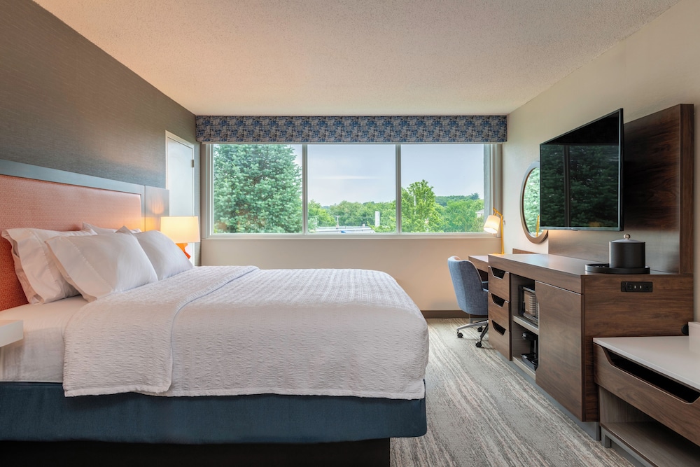 Hampton Inn by Hilton Manchester - photo 21
