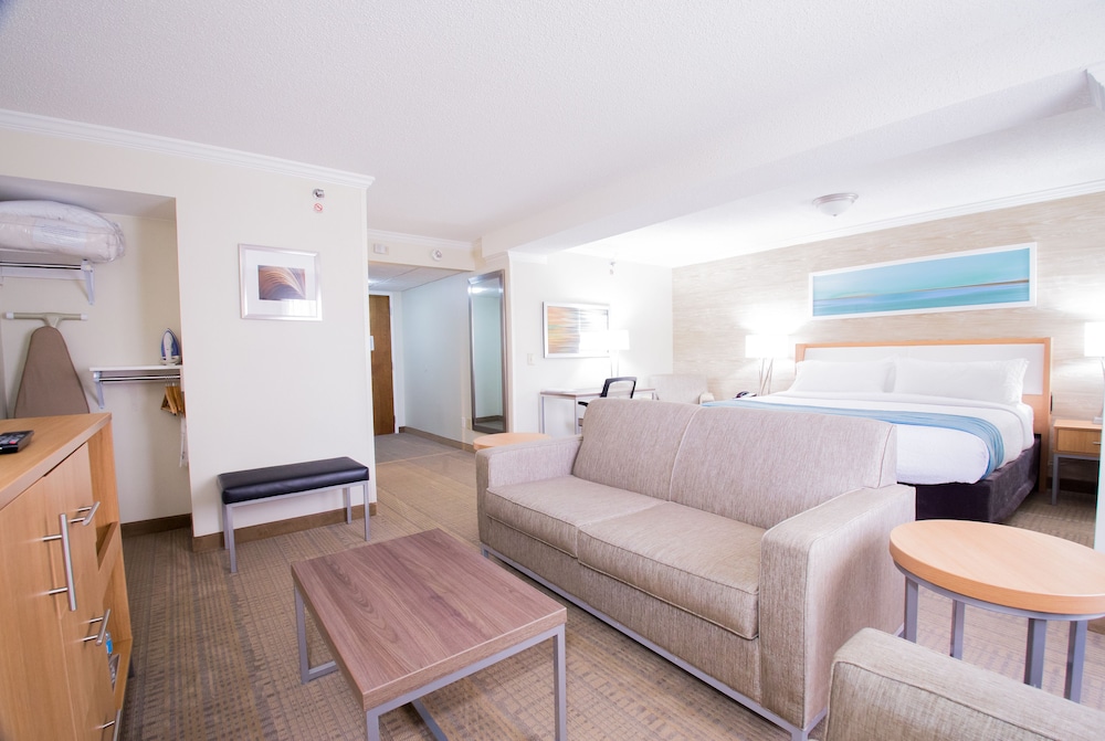 Holiday Inn Greenville by IHG - photo 7