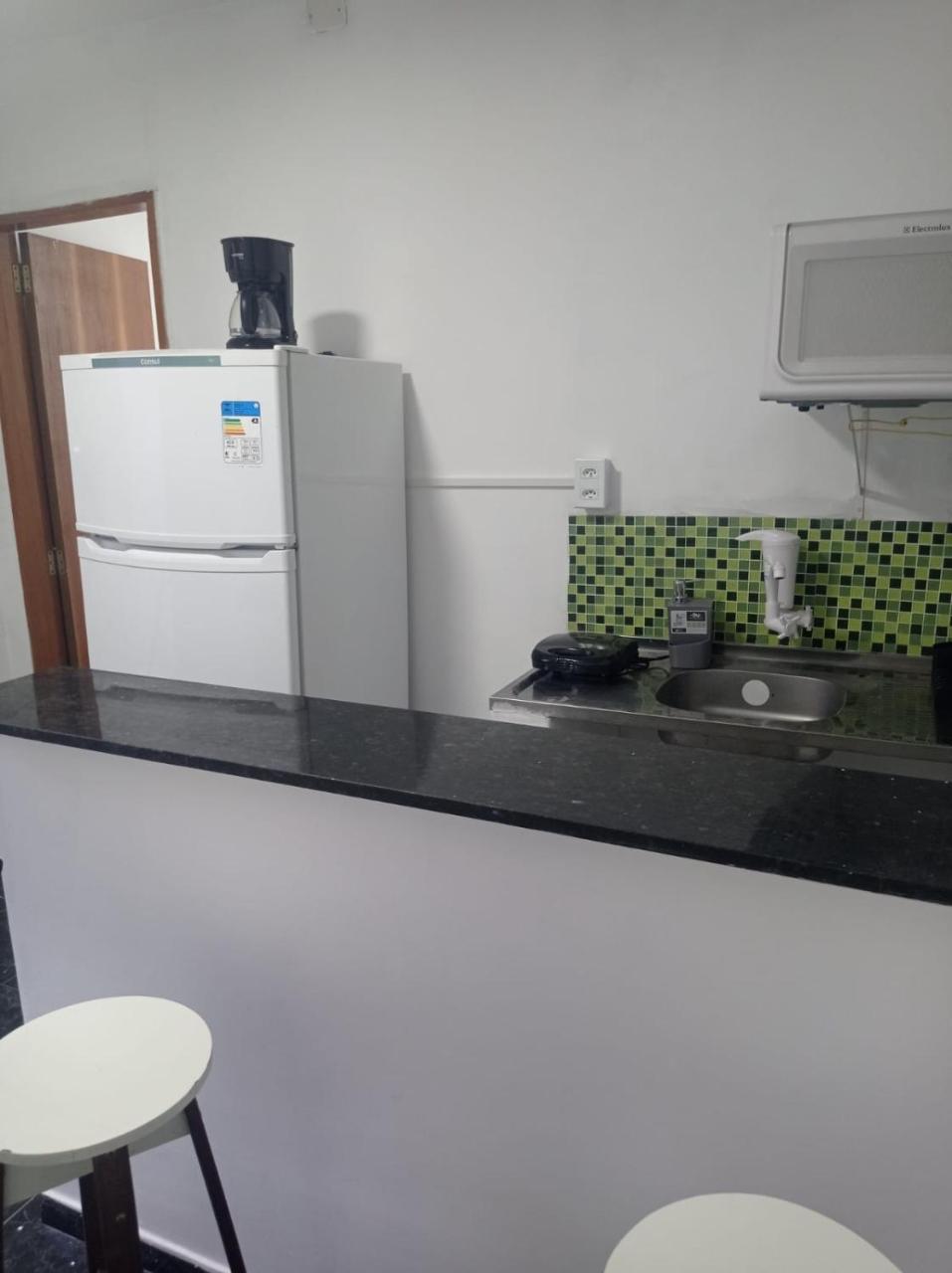 Apto com Garagem PENHA - last minute hotel in Rio De Janeiro