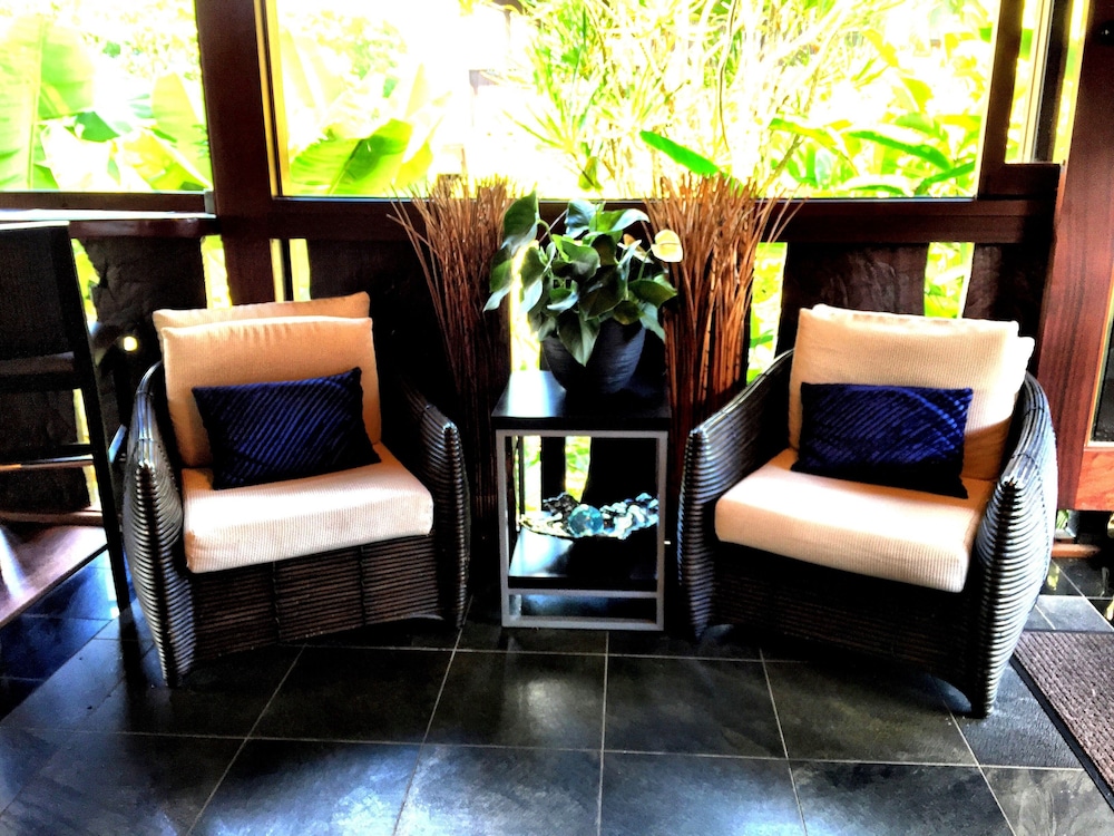 Paradise Bay Resort - photo 2