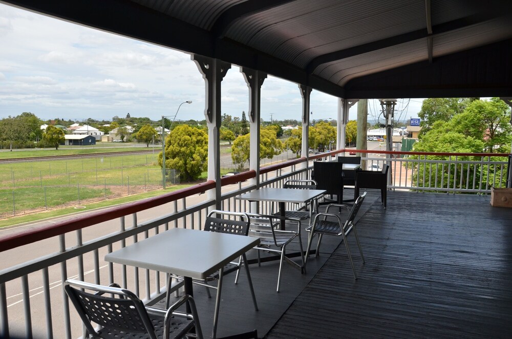 Royal Hotel Gatton — Gatton
