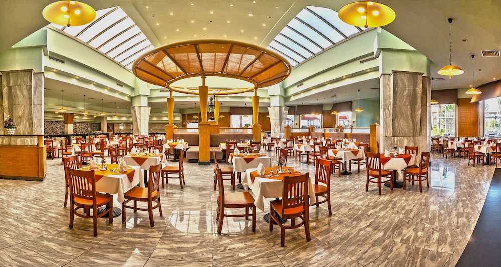 מזון ומשקאות