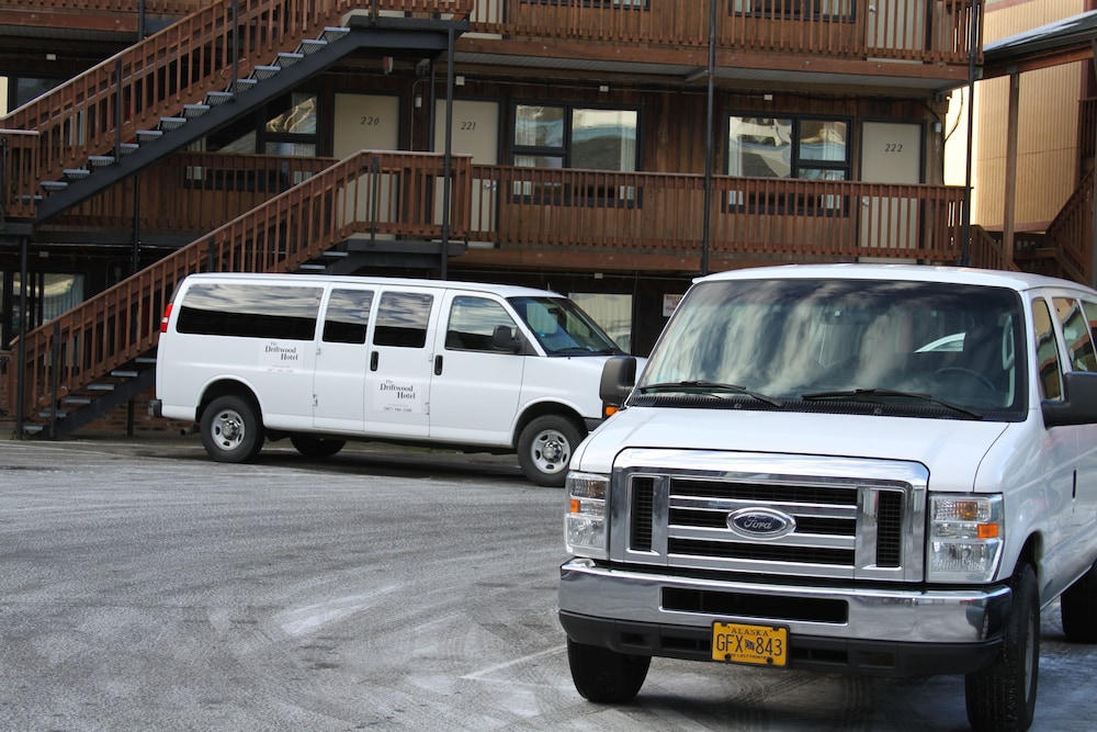 The Driftwood Hotel - photo 26