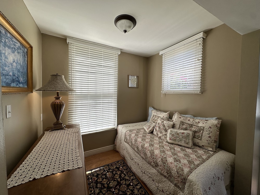 The Blenman House Inn - photo 23