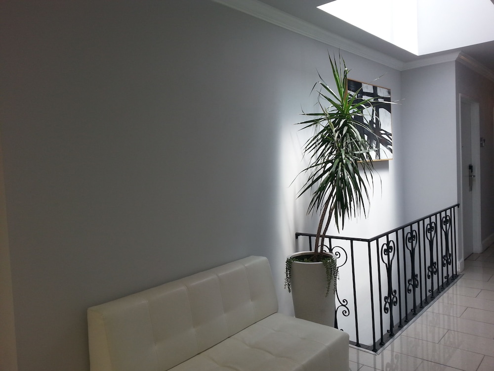 Hollywood VIP Hotel - photo 18
