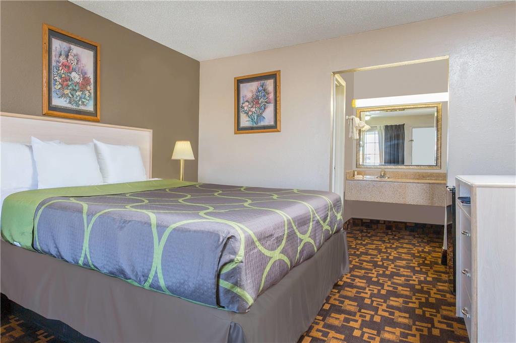 Super 8 by Wyndham Antioch Nashville South East - photo 9