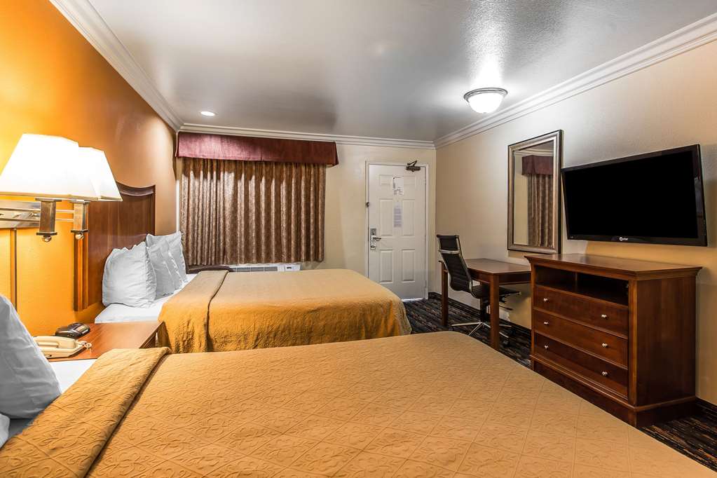 Quality Inn Lake Elsinore I 15 - photo 20