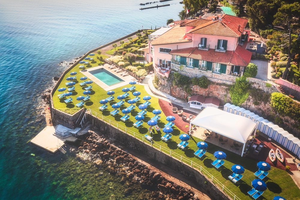 Hotel Villa Domizia - carbon neutral hotel in Monte Argentario