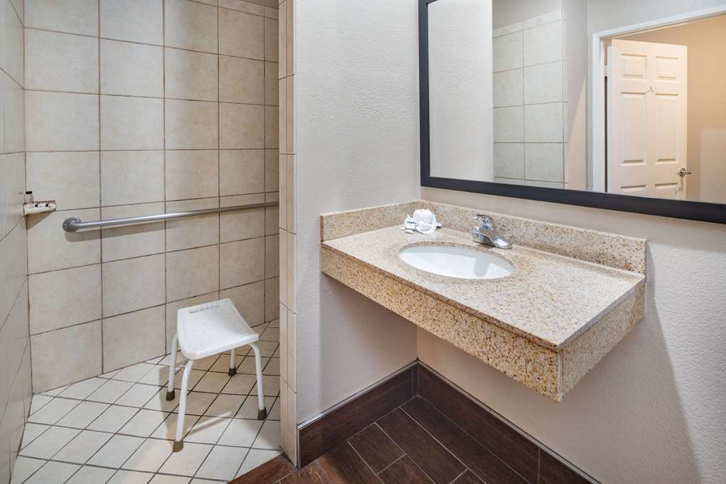 Super 8 by Wyndham North Hollywood - photo 21