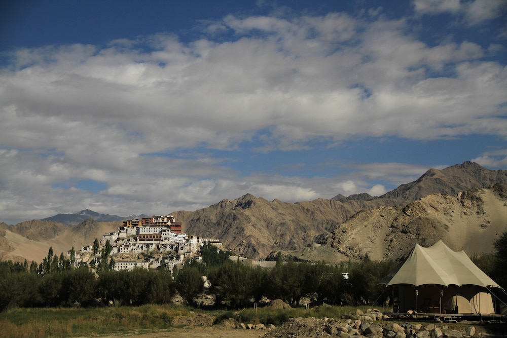 Chamba Camp Thiksey — 4-Star Luxury Hotel in Leh, India