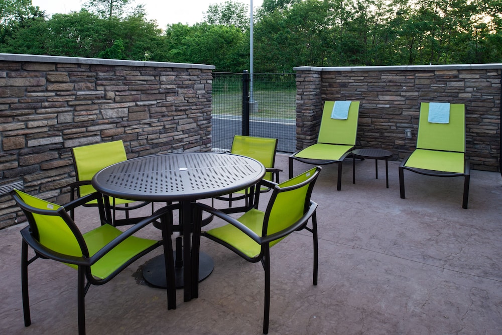 SpringHill Suites by Marriott Elizabethtown - photo 23