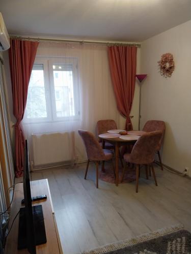 vApartament central — 4-Star Luxury Hotel in Hunedoara, Romania