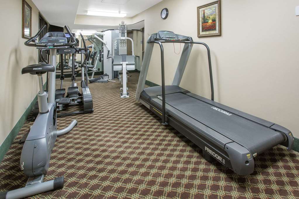 Days Inn by Wyndham Manitou Springs - photo 6