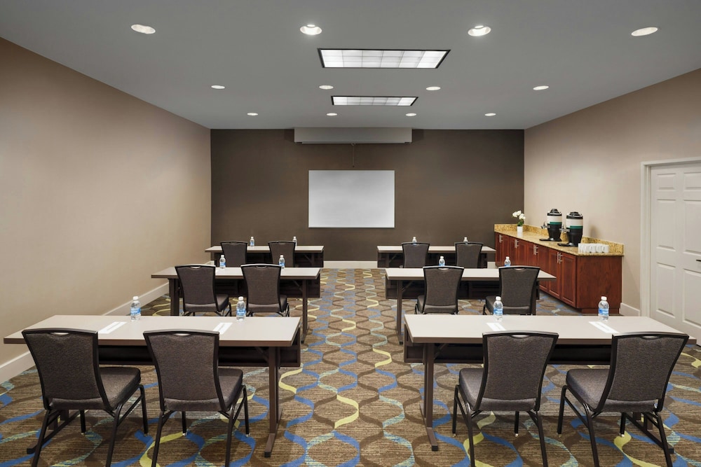 Residence Inn by Marriott Arlington - photo 26