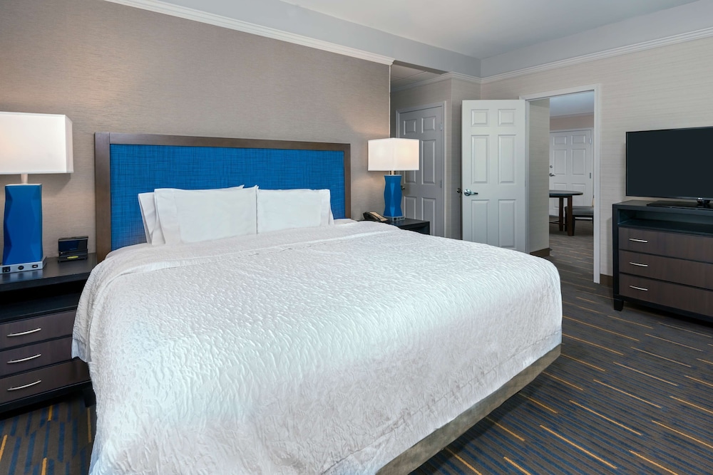Hampton Inn & Suites Buffalo Downtown - photo 15