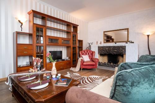 Dream Stay Main Square Apartment with Picturesque View