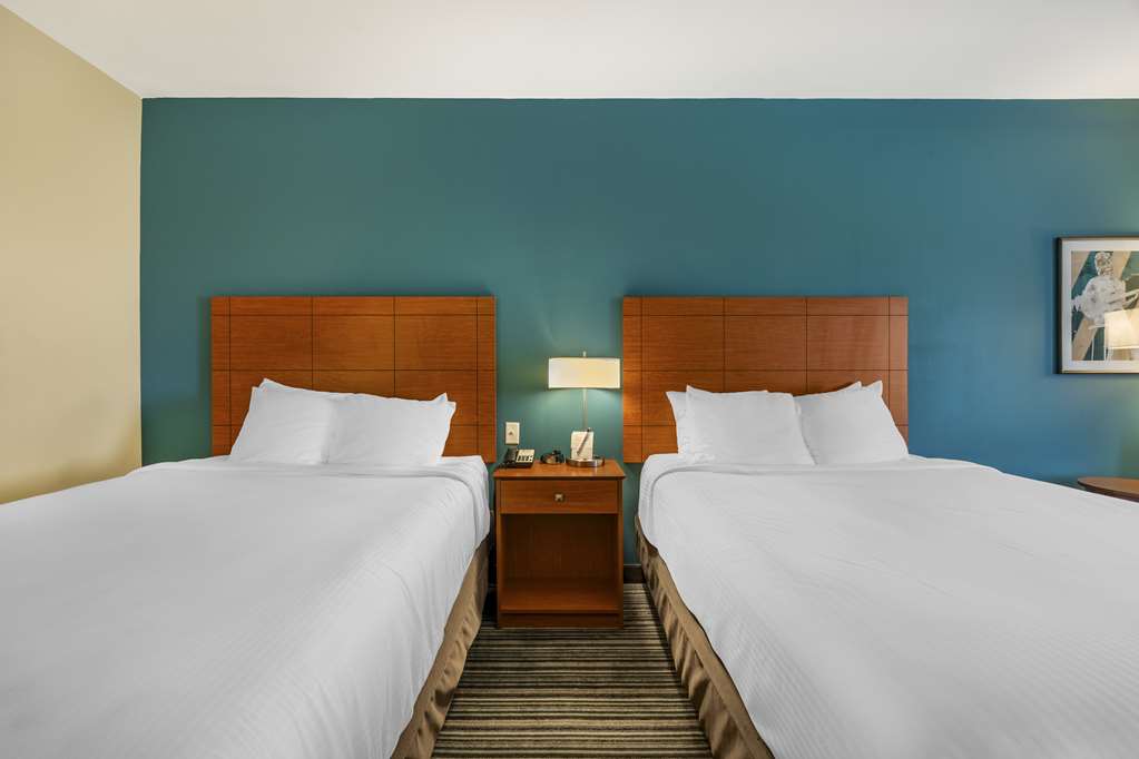 Best Western Plus Tuscumbia Muscle Shoals Hotel and Suites - photo 20