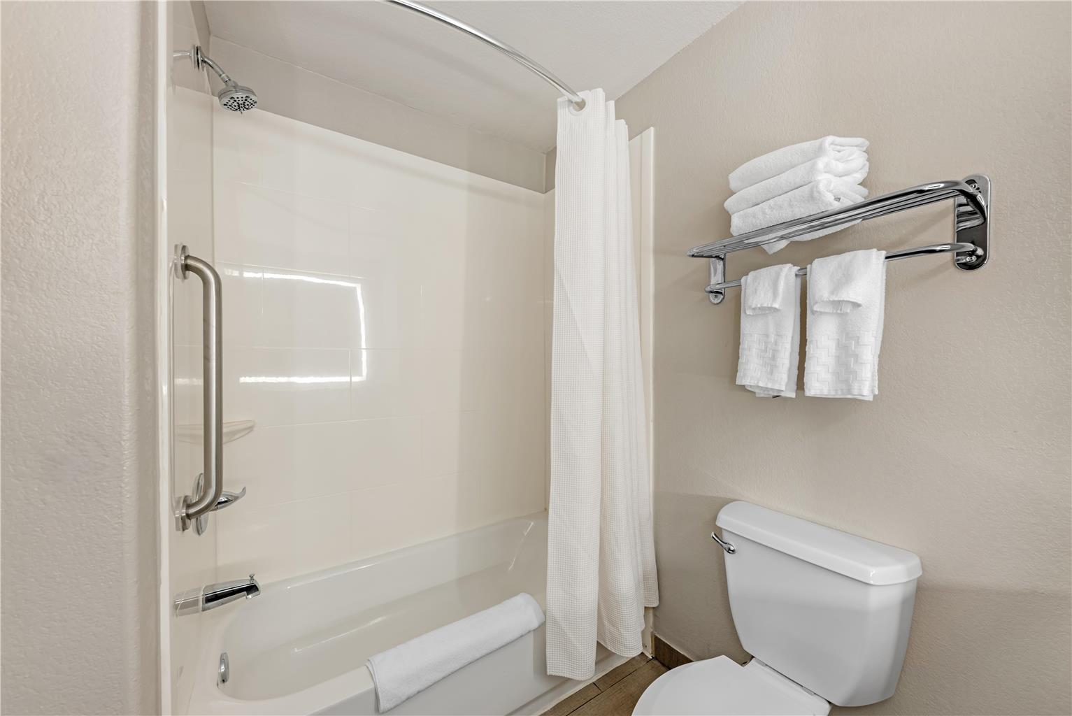 Best Western Plus Killeen Fort Cavazos Hotel & Suites - photo 24