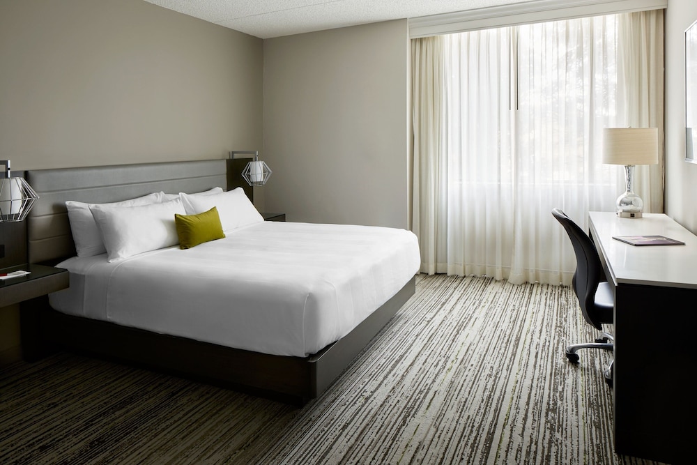 Marriott Cincinnati Airport - photo 15