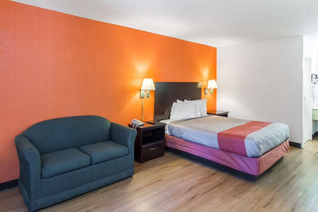 Motel 6 Groton CT Casinos Nearby - photo 8