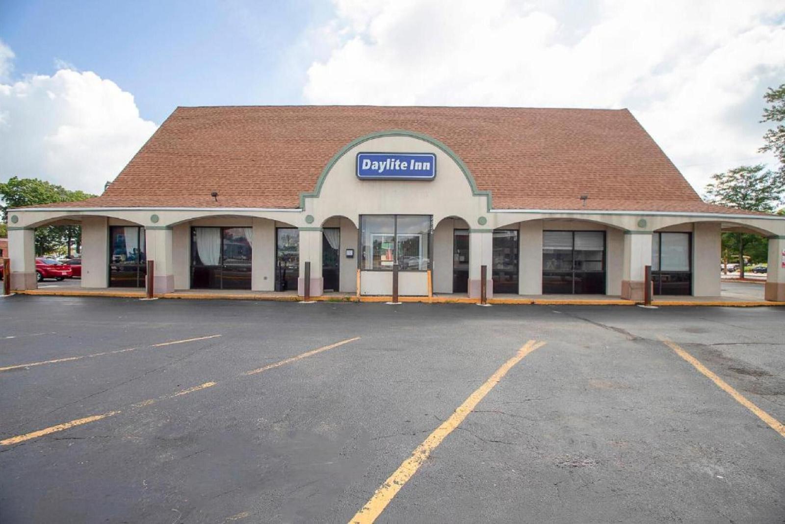 Hotel O Daylight Inn Elkhart I 90 IN - photo 6