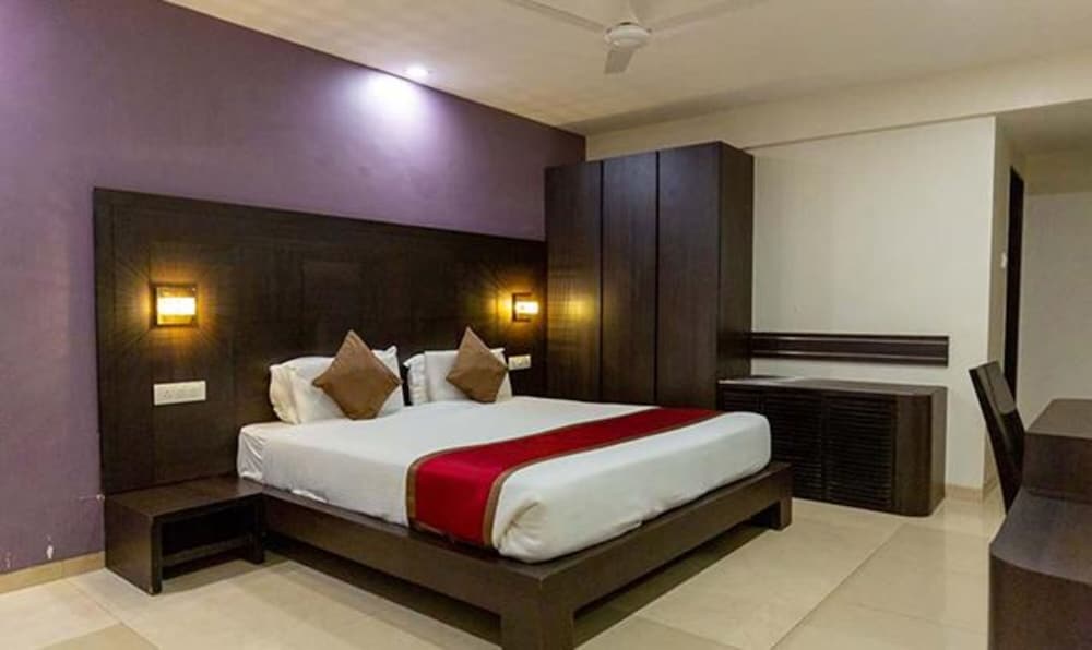 FabHotel Prime Sukh - last minute hotel in Mumbai