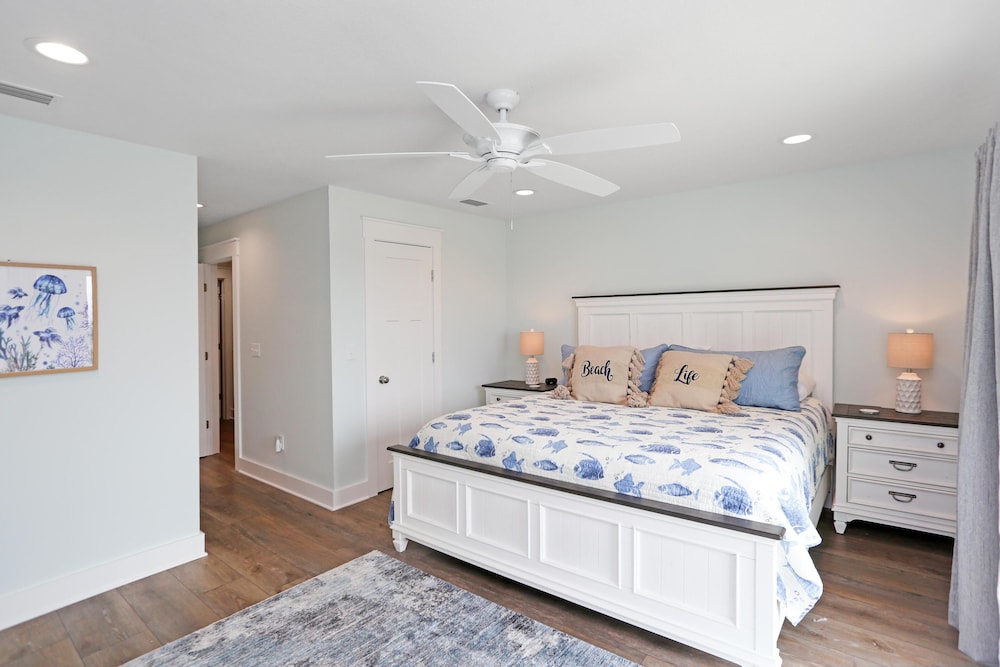 Mimi's Place by Pristine Properties Vacation Rentals — 4-Star Luxury Hotel in Port Saint Joe, United States