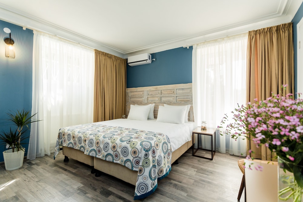 Gvino Minda Hotel