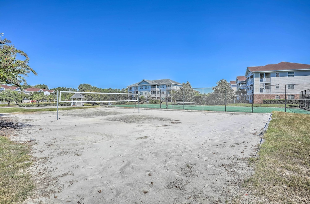 3 Mi to Beach: NMB Golf Resort Condo - photo 23
