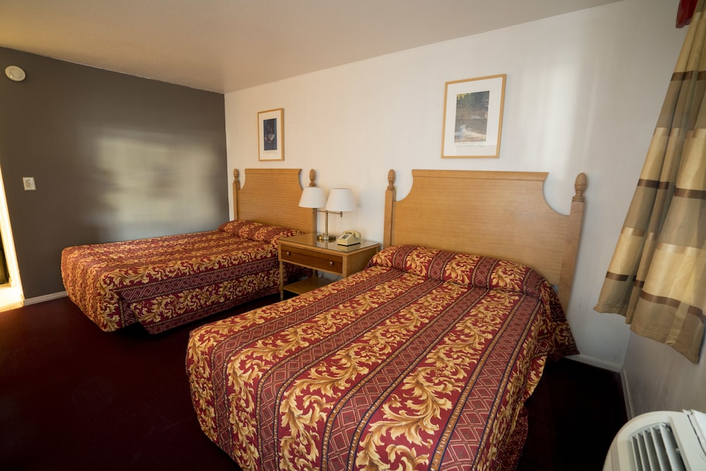 Seatac Inn - photo 14